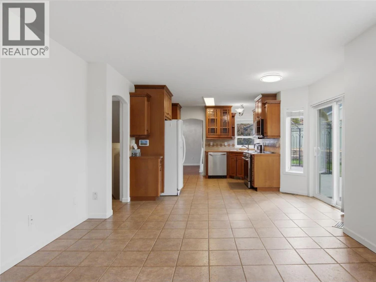 1860 Tremerton Drive, Kamloops, BC, V2E 2P5 - 14