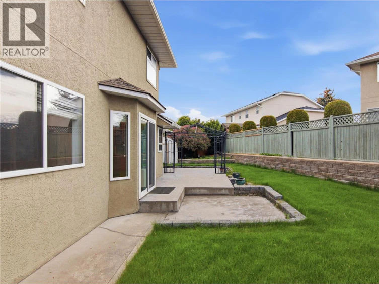 1860 Tremerton Drive, Kamloops, BC, V2E 2P5 - 3