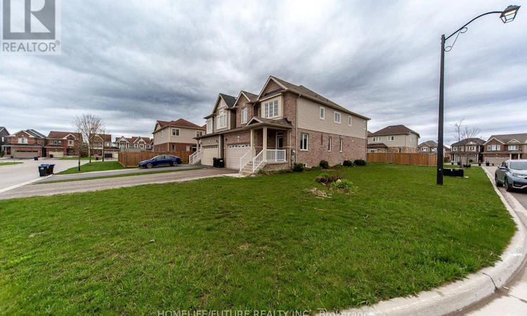 5 Hutton Crescent