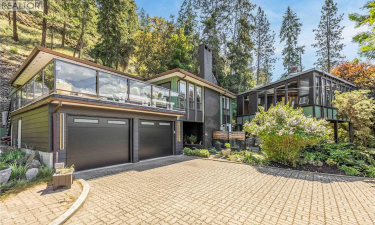 155 N Clifton Road
