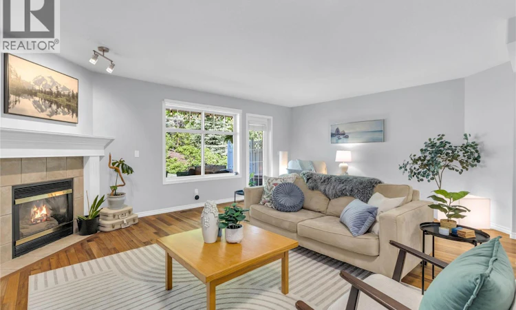 104-3825 Glen Canyon Drive