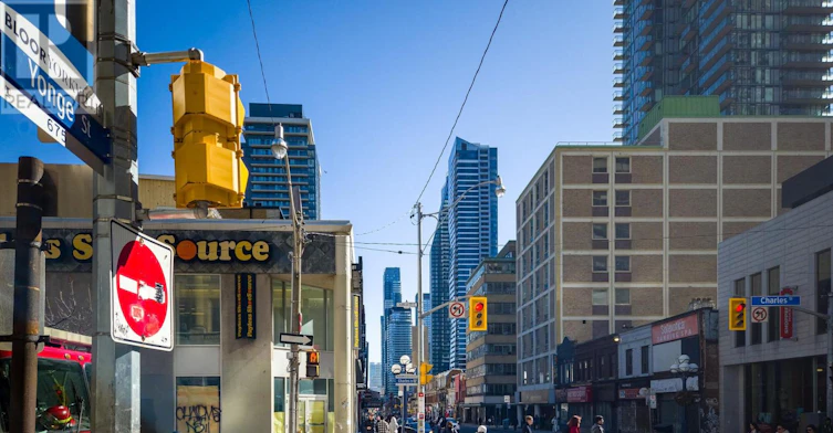 5104-55 Charles Street E, Toronto, ON, M4T 0J1 - 2