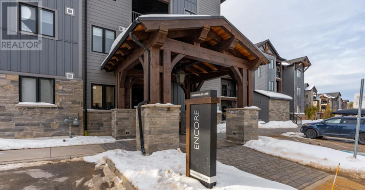 305-10 Beausoleil Lane, Blue Mountains, ON, L9Y 2X5 - 4