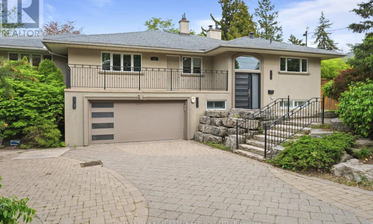 27 Princess Anne Crescent