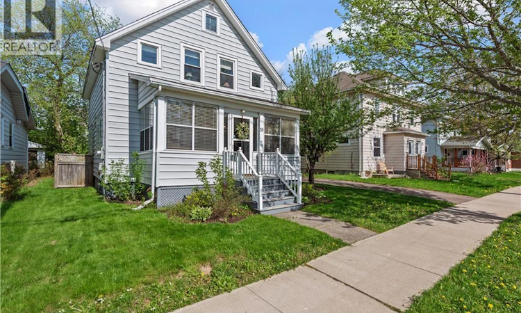 35 Winter Avenue