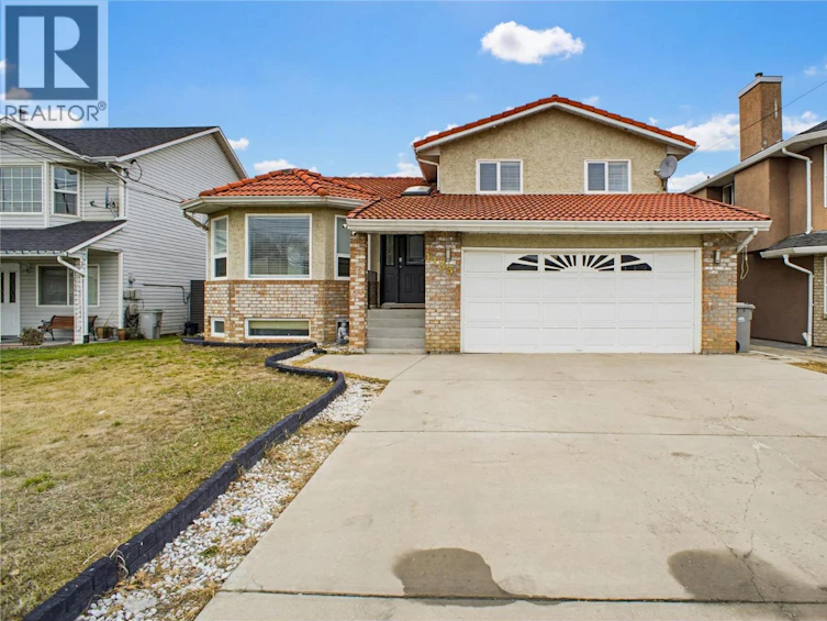 1133 13th Street, Kamloops, BC, V2B 8K4