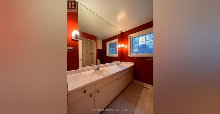 93 Lord Seaton Road, Toronto, ON, M2P 1K7 - 13