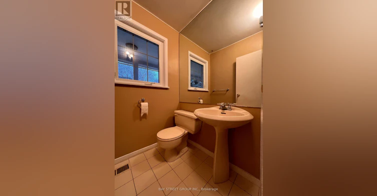 93 Lord Seaton Road, Toronto, ON, M2P 1K7 - 20