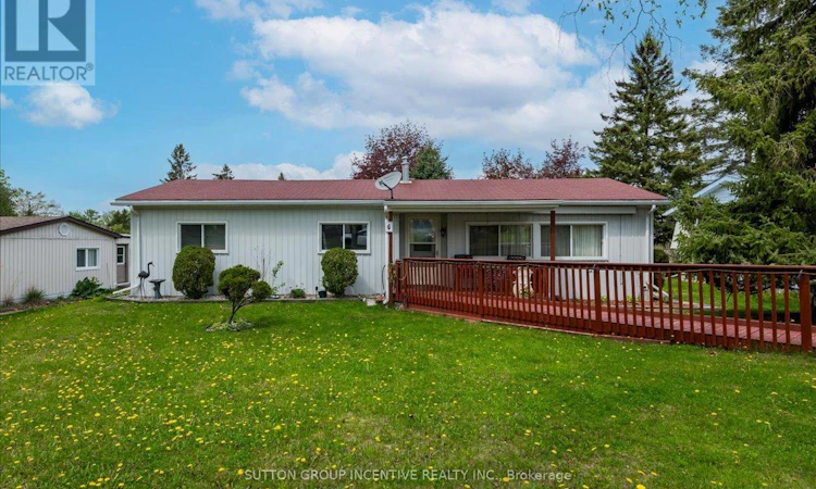 6 Pine Hill Court