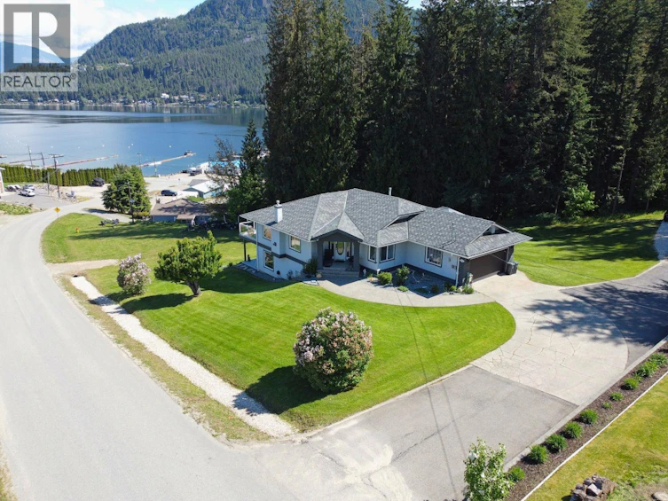 2860 Marine Drive, Blind Bay, BC, V0E 1H1 - 3