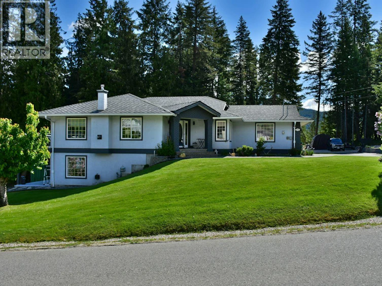 2860 Marine Drive, Blind Bay, BC, V0E 1H1 - 2