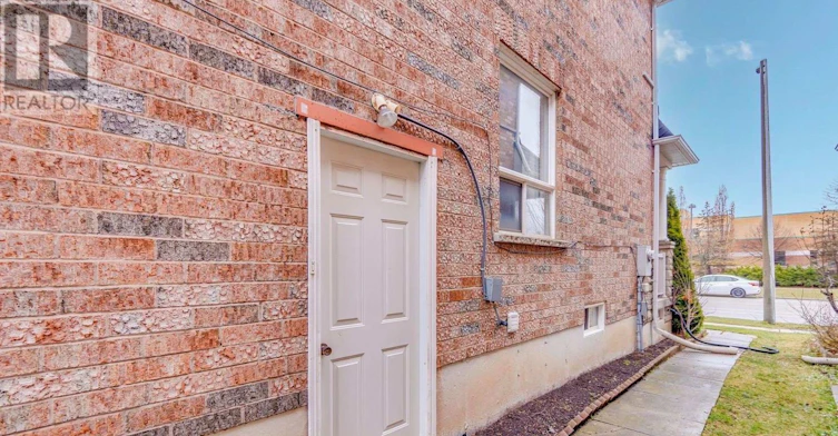 1123 Woodward Avenue, Milton, ON, L9T 5Y5 - 2