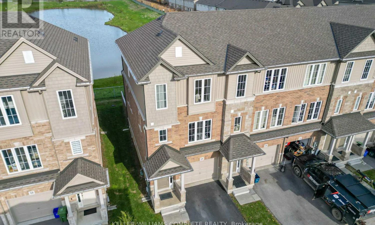 28 Canary Grass Boulevard