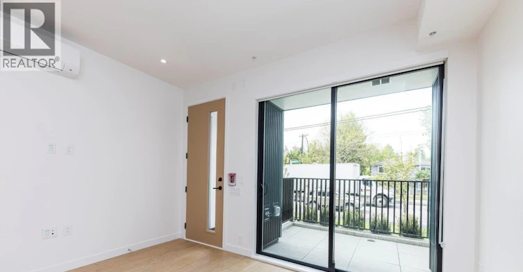 1-2868 Nanaimo Street, Vancouver, BC, V5N 5G1 - 7