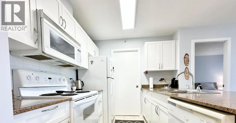 608-933 Hornby Street, Vancouver, BC, V6Z 3G5 - 10