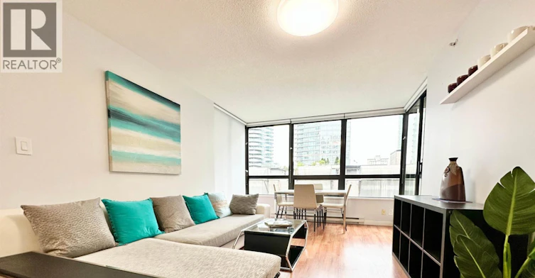 608-933 Hornby Street, Vancouver, BC, V6Z 3G5 - 2