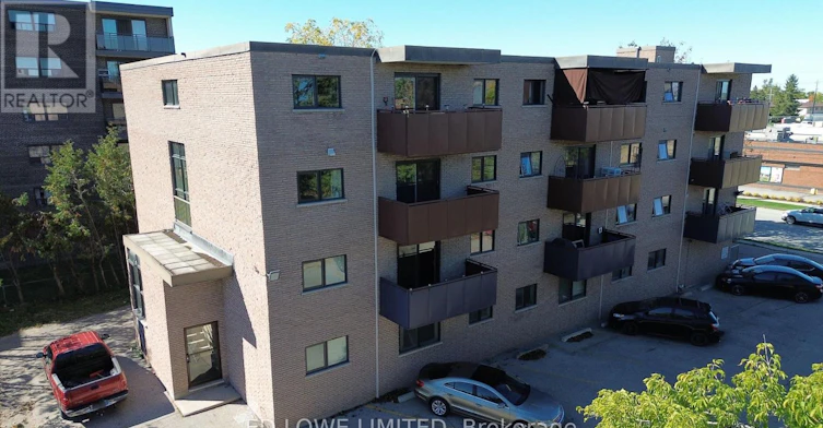 401-7 Fittons Road E, Orillia, ON, L3V 5E8 - 2