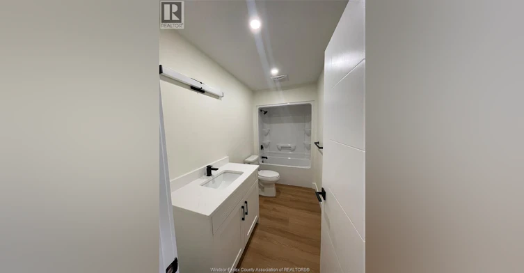 655 Stanley, Windsor, ON, N8X 3B3 - 7