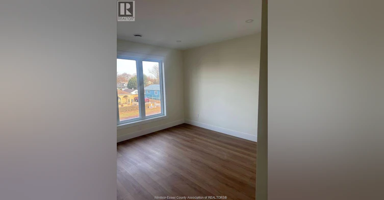 655 Stanley, Windsor, ON, N8X 3B3 - 5
