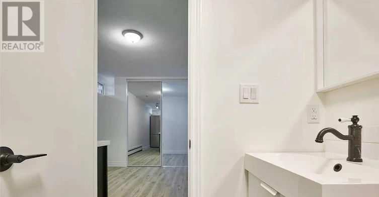 101-291 Scarlett Road, Toronto, ON, M6N 4L1 - 8