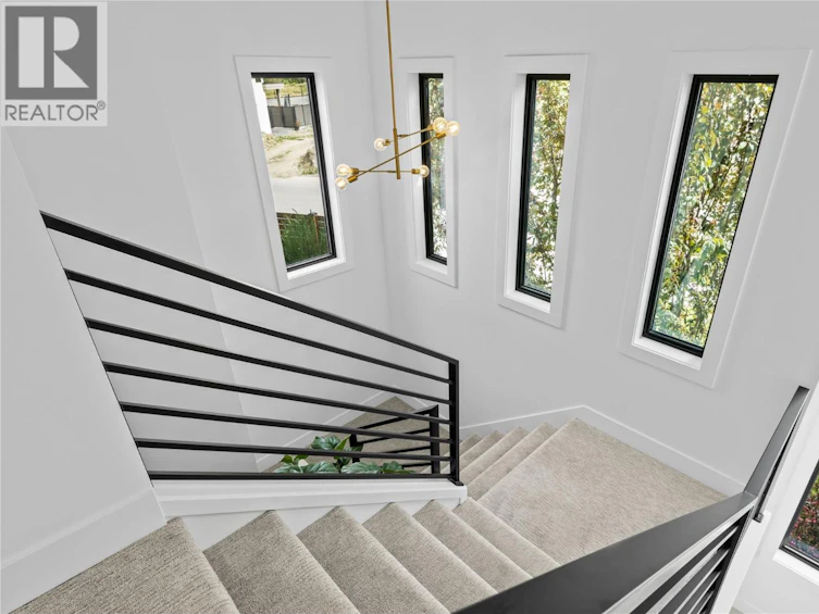 4237 Russo Street, Kelowna, BC, V1W 0C6 - 31