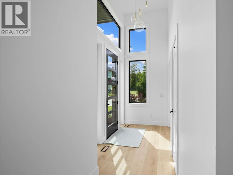 4237 Russo Street, Kelowna, BC, V1W 0C6 - 5