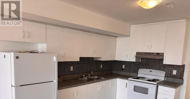 UPPER-879A Wilson Avenue, Toronto, ON, M3K 1E6 - 4