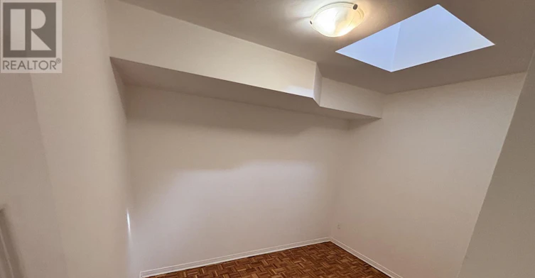 UPPER-879A Wilson Avenue, Toronto, ON, M3K 1E6 - 9