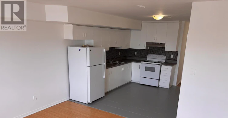 UPPER-879A Wilson Avenue, Toronto, ON, M3K 1E6 - 3