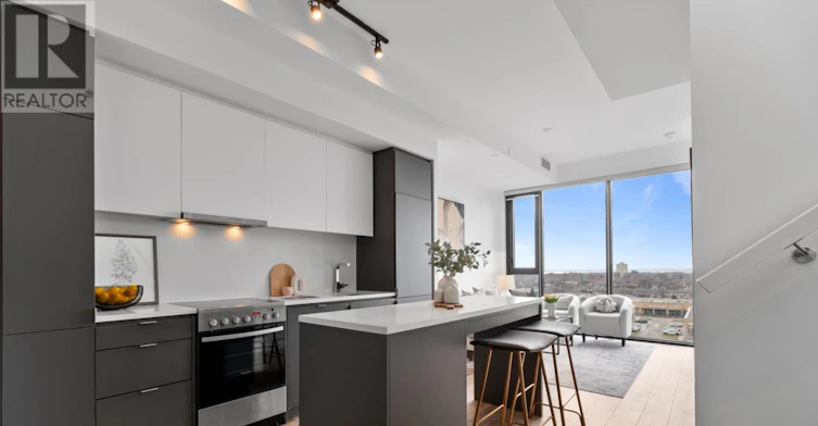 813-7 Smith Crescent, Toronto, ON, M8Z 0G3 - 7