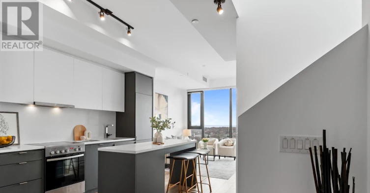 813-7 Smith Crescent, Toronto, ON, M8Z 0G3 - 5