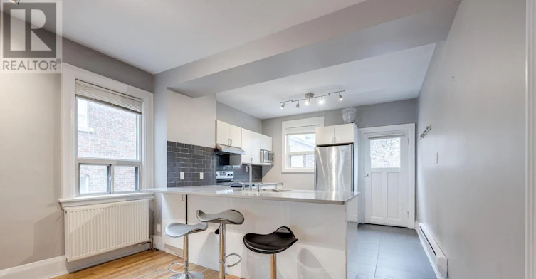 UPPER-77 Isabella Street, Toronto, ON, M4Y 1N7 - 9
