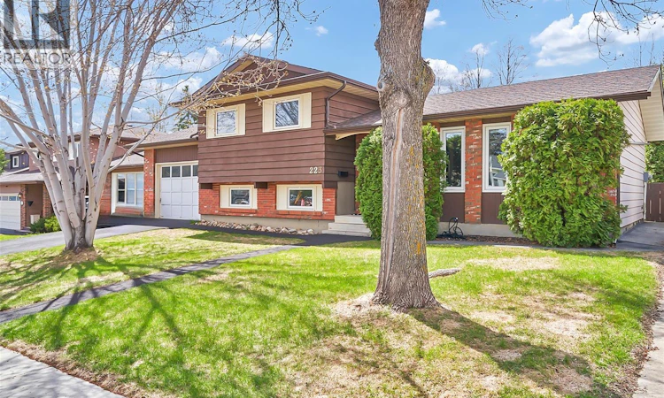 223 Penryn Crescent