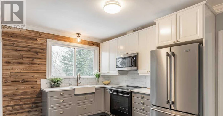 577 Dundas Street E, Hamilton, ON, L7A 0K8 - 8
