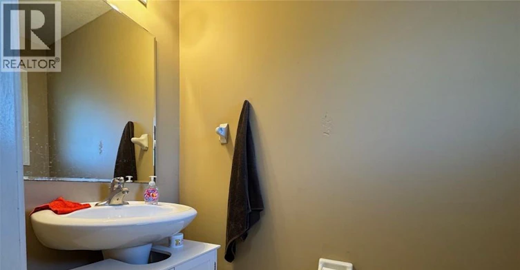 517 Northbrook Place, Kitchener, ON, N2R 1L8 - 4