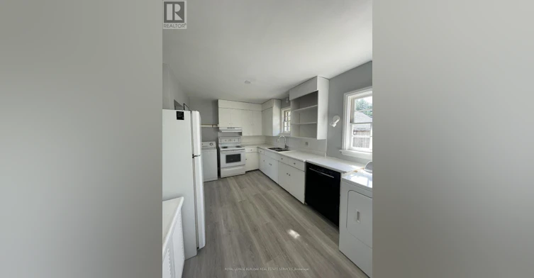 UPPER-46 Plains Road E, Burlington, ON, L7T 2B9 - 7