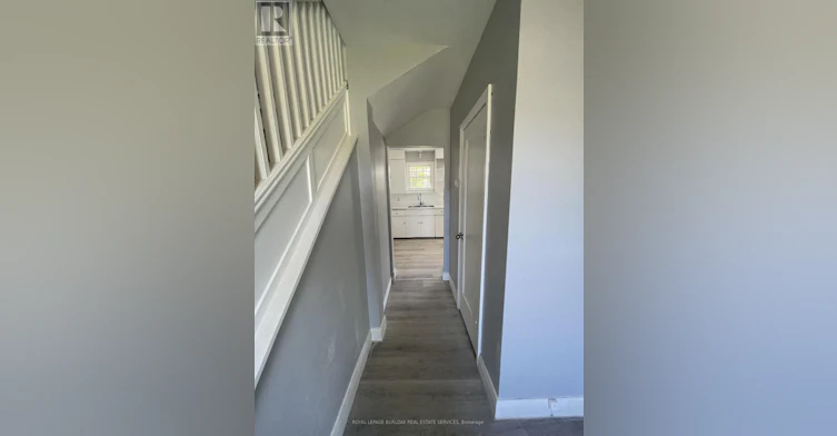 UPPER-46 Plains Road E, Burlington, ON, L7T 2B9 - 3