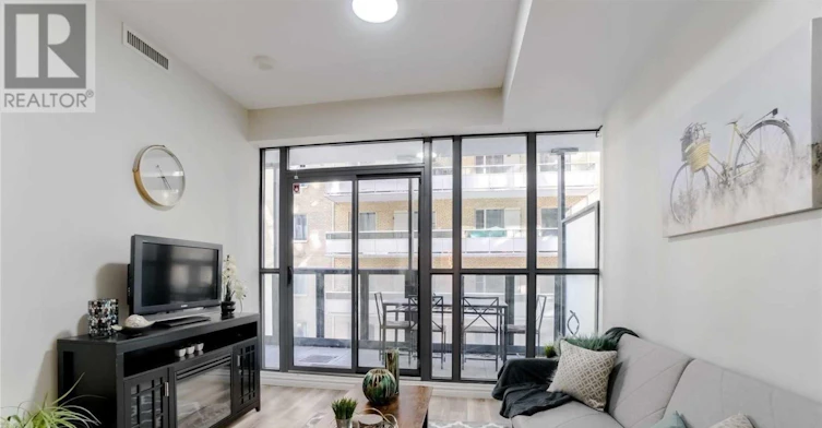 318-101 Charles Street E, Toronto, ON, M4Y 0A9 - 3