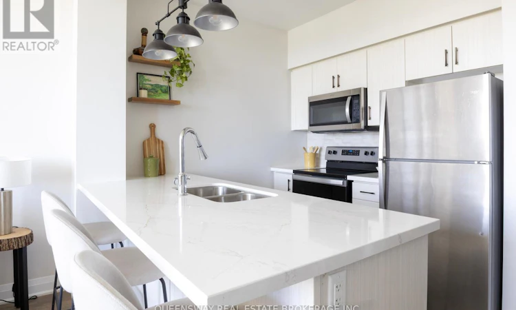 515-16 Concord Place
