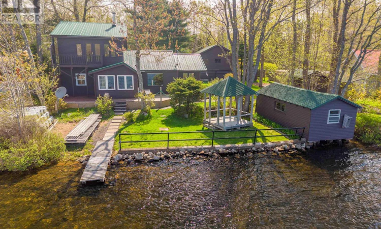 726 Sunken Lake Road