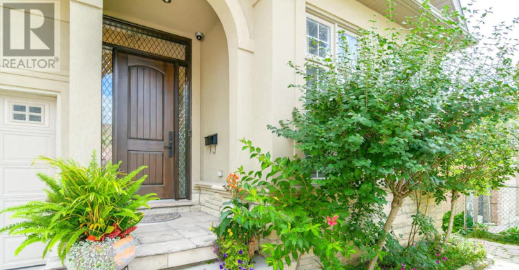 UPPER-7 Scott Drive, Richmond Hill, ON, L4C 6V5 - 5