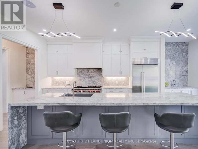 121 Milky Way Drive, Richmond Hill, ON, L4C 4L9 - 6