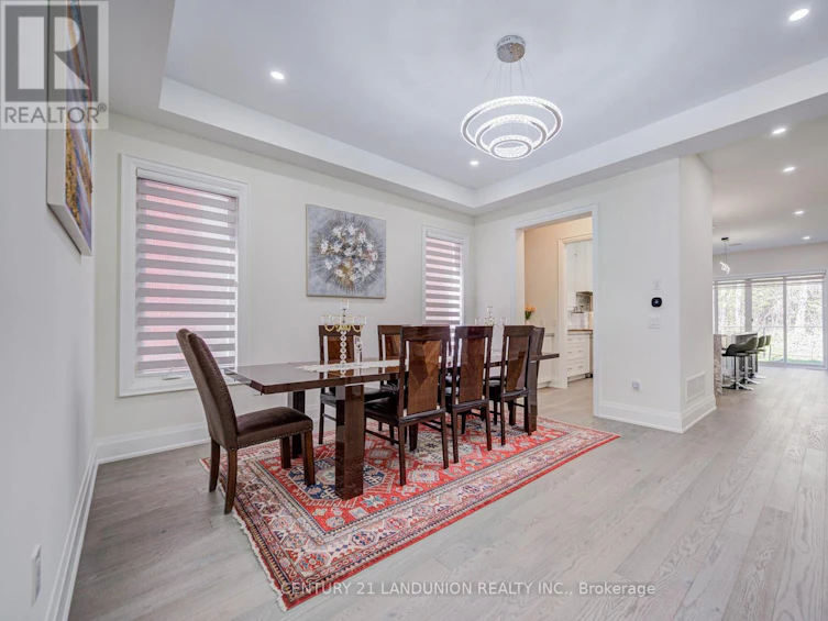 121 Milky Way Drive, Richmond Hill, ON, L4C 4L9 - 3