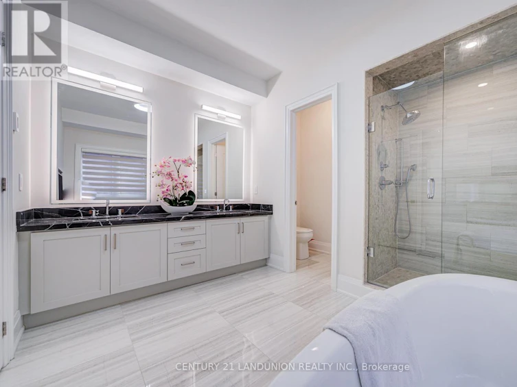 121 Milky Way Drive, Richmond Hill, ON, L4C 4L9 - 28