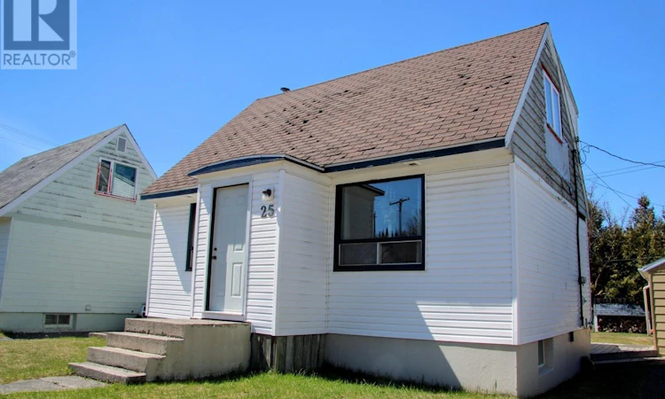 25 Neebig Avenue