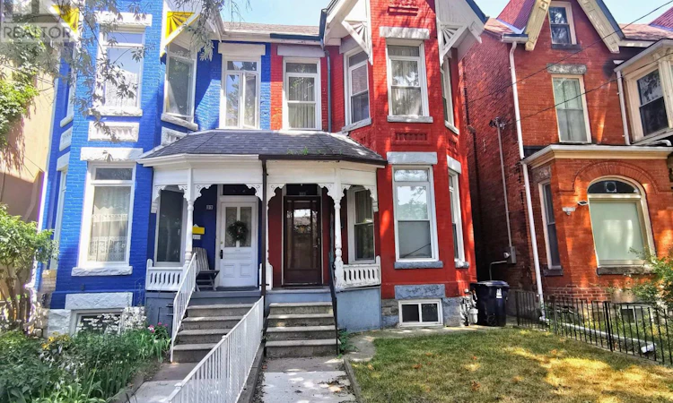 35 Borden Street