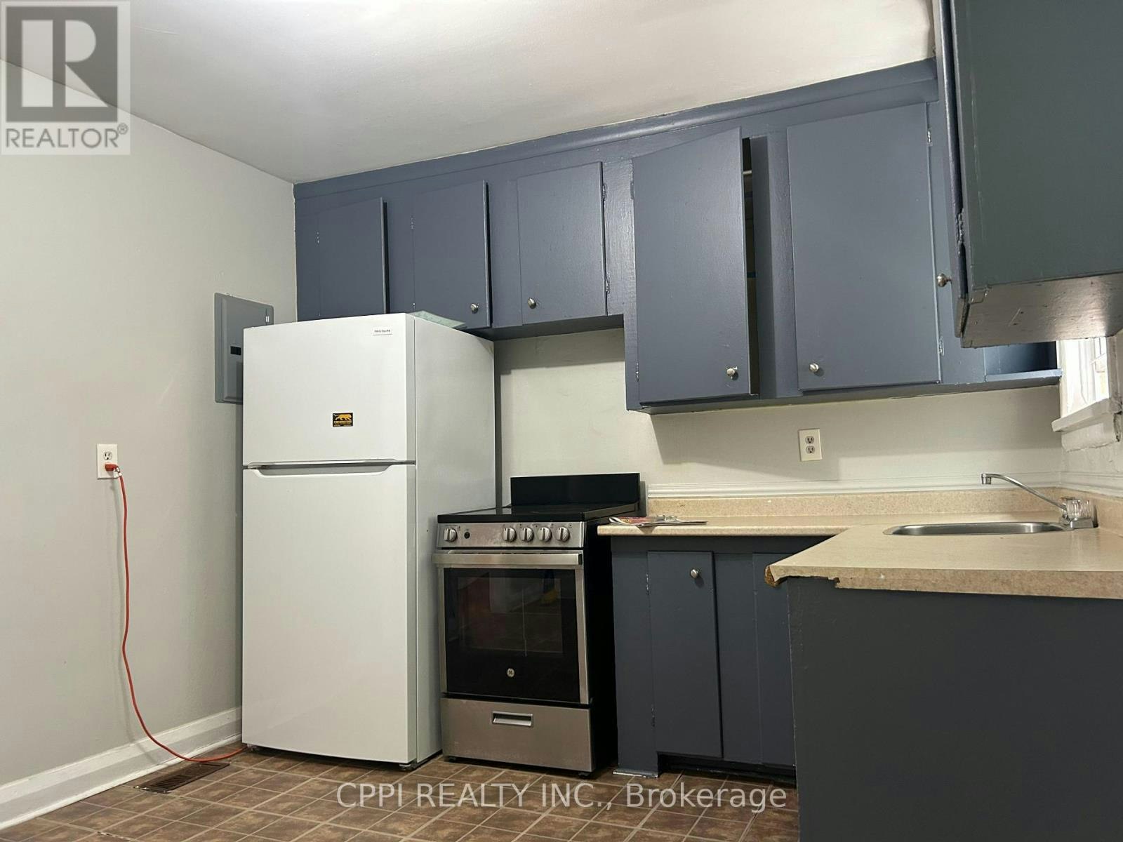 202-106 Old Kingston Road, Ajax, ON, L1T 2Z9 - 2