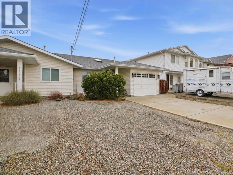 1232 13th Street, Kamloops, BC, V2B 8K3 - 3