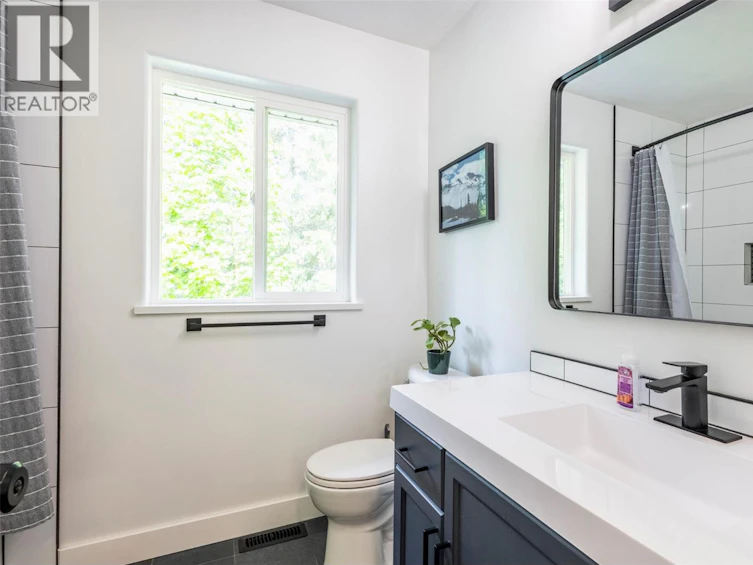4310 View Ridge Road, Bonnington, BC, V0G 2G3 - 31