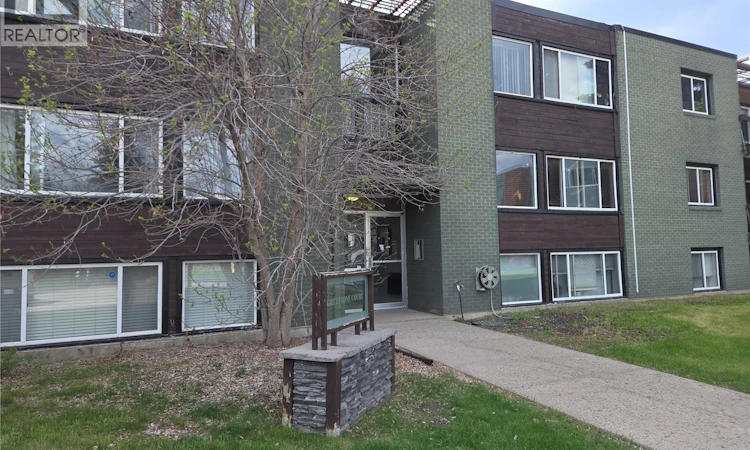 22-208 Lindsay Place